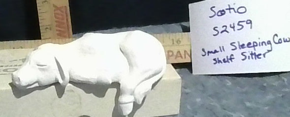 Small Cow Shelf sitter Scotio 52459